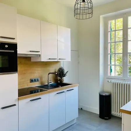 Rosacea Maison De Nyaraló La Baule