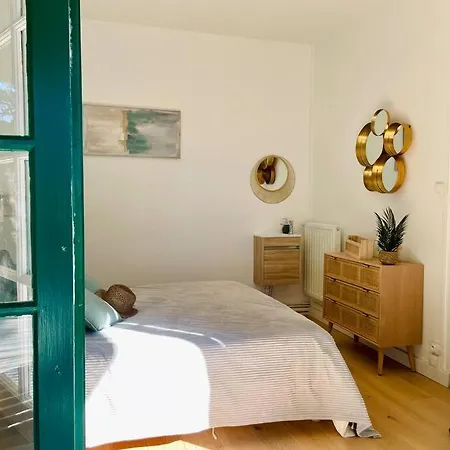 Rosacea Maison De La Baule