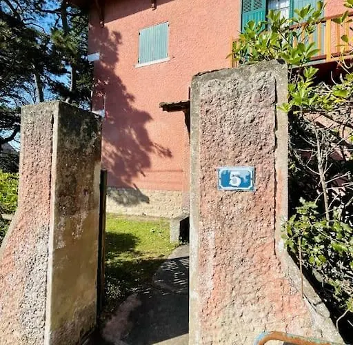 Rosacea Maison De * La Baule