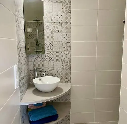 Feriehus Rosacea Maison De *