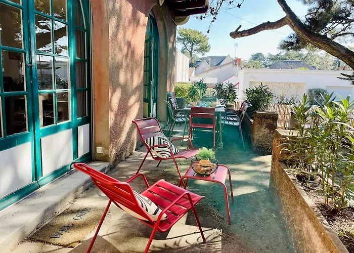 Rosacea Maison De * La Baule