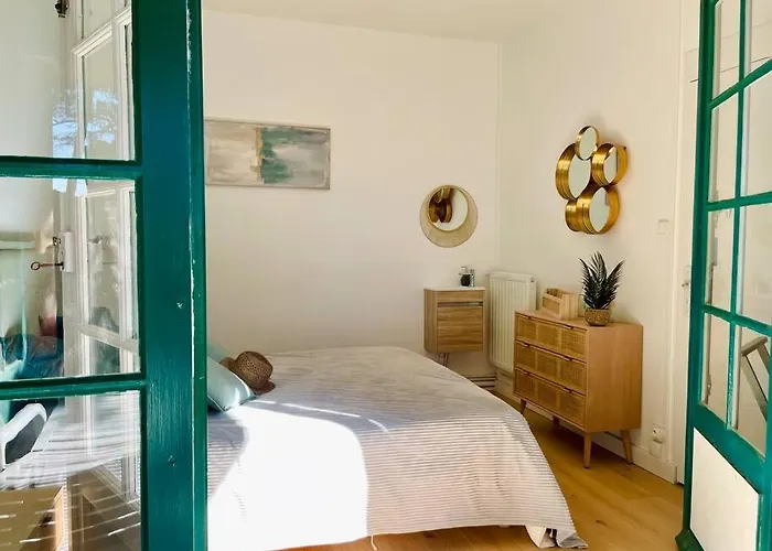 Rosacea Maison De La Baule