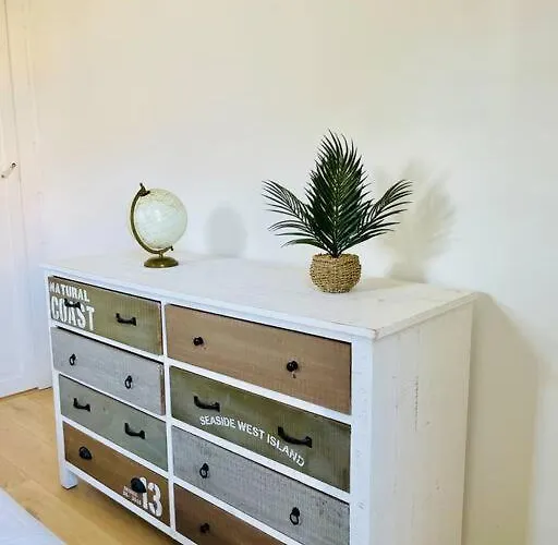 Holiday home Rosacea Maison De *